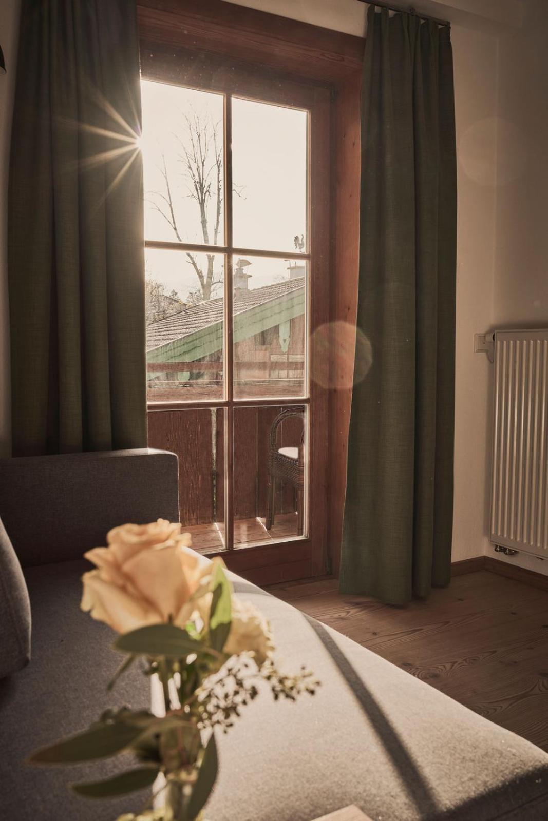 Rait'Ner Wirt Hotel Schleching Bagian luar foto